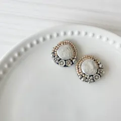 アンティーク風 バロックパール お花ビーズ ビーズ刺繍 ピアス/イヤリング