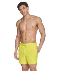 カルバンクライン メンズ 水着 ハーフパンツ・ショーツ Calvin Klein Mens Core Euro RegularFit QuickDry 5 Swim Trunks with Compression Short Liner Citrus