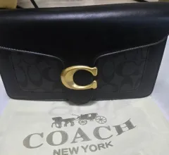 在庫処分 新 コーチ ブラック シグネチャー ショルダーバッグ 直接取引