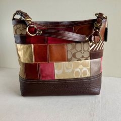 美品 コーチ パッチワーク アクセサリーポーチ ハラコ シグネチャー 茶