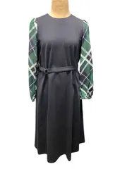 13386-015★【極美品】ブルーレーベルクレストブリッジ 袖チェック ロングワンピース 黒 36★