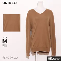 美品 UNIQLO トップス Vネック 薄手 ウール素材 無地 シンプルデザイン ニット