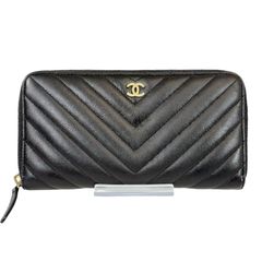 人気・美品】CHANEL シャネル ココマーク キャビアスキン がま口