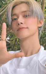 TXT 通常盤 HUENINGKAI Starkissed D/セルフィ