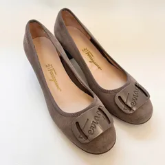 743◯美品✨サルヴァトーレフェラガモ マイフェラガモ スエードパンプス 6C