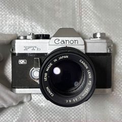 キャノンカメラセットCanon FTb, FD 50mm, 135mmレンズ付き Canon FTb + Canon FD 50mm 1,8 – Hard to Find Camera Store