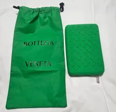 2026年最新】ボッテガヴェネタ ポーチの人気アイテム - メルカリ
