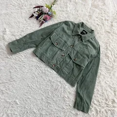 フォロワー限定お得なクーポン配布中！ 『ZARA』ザラ　クロップドジャケット　長袖　コットン　綿　前開き　フロントボタン　大きめフラップポケット　ドロップショルダー　カーキ(M)