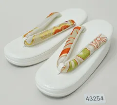 草履 単品 合皮 二段 二枚芯 刺繍鼻緒 24cm フリーサイズ 適合足サイズ22.5～24.5cm 白色 着物 NO43254