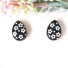 no.514　レジン　しずく型　黒　小さい　お花　ピアス　イヤリング　ハンドメイド
