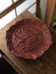 KT03【美品】堆朱 飾り皿 漆器 剔紅 彫刻 花文 煎茶道具 骨董 インテリア 置物