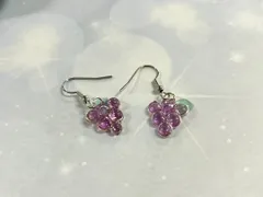 ハンドメイド     レジンピアス     ぶどうの形