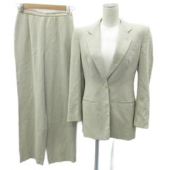 Giorgio Armani パンツスーツ 38 40ライトグレー Giorgio Armani パンツスーツ 38 40ライトグレー - メルカリ
