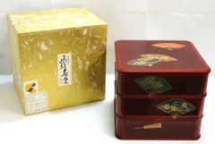 M[宅80]0803 飛騨春慶 漆器 3段重箱 伝統工芸 天然木 扇子絵 箱傷みあり 未使用品