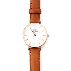 ☆DW ダニエルウエリントン 稼動品 新品ベルト付 20265末電池交換済 美 