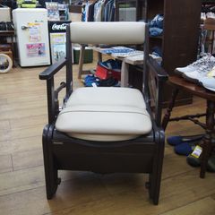 未使用　介護　介護用品　パナソニック 家具調トイレ 座楽コンパクト ソフト便座 PN-L23207 エキスパート藤沢辻堂店　トイレ　ポータブルトイレ pn-l23207