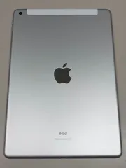 極美品 電池88% SIMフリーiPad (第8世代) 32GB シルバー　訳アリ品