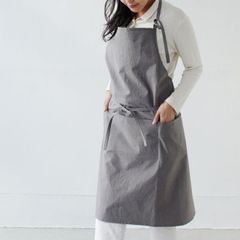新品FORME チャコール エプロン 東原亜希さん フリーサイズ - メルカリ
