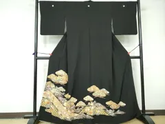 平和屋着物■豪華黒留袖　駒刺繍　立波枝松文　金彩　正絹　逸品　DABD4093qa