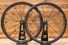 フルクラム FULCRUM レーシングゼロ コンペティツィオーネ RACING ZERO