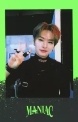 【中古】コレクションカード(男性) Stray Kids/Lee Know(リノ)/枠黒・黄緑/「Stray Kids 2nd World Tour MANIAC in Seoul」グッズ予約特典ランダムポラロイドカード