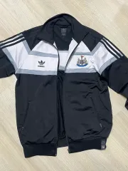 アディダス Newcastleユナイテッド ジャージ