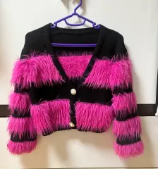 ブラック ピンク ファー カーディガン