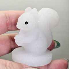 2点セット‼️水晶&ガーネットインヌーマイトの猫の置物 約8cm - メルカリ