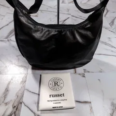 russet ソフトレザーラウンドビッグショルダーバッグ 保存袋付き ブラック ハーフムーン