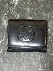 GUCCI エナメル　二つ折り財布　インターロッキングg