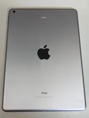 極美品 電池88% SIMフリーiPad (第8世代) 32GB シルバー 訳アリ品