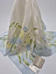 【新品】Burberrys シルク混合ハンカチ 大判サイズ ミニスカーフ