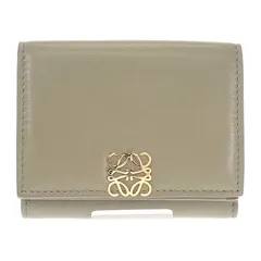 ロエベ LOEWE パファー アナグラムトライフォールド ウォレット C821TR2X10 三つ折り財布 シャイニーナパカーフスキン ユーカリグリーン 緑 ゴールド金具 上品  レディース【中古】【Aランク】