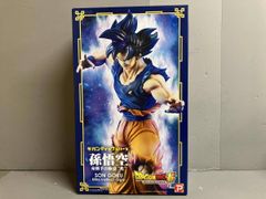 トリコ FIGUAX Vol.1 美食屋四天王トリコ フィギュア | Mercari