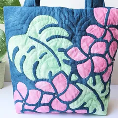 ハワイアンキルトトートバッグ　モンステラ　プルメリア　ネイビー