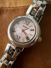 セイコー☆ソーラー時計☆V117-0CV0☆ピンク文字盤☆