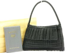 お値下げ【未使用に近い】黒珊瑚ハンドバッグ 保証書 説明書 保管用袋