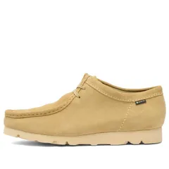 【送料無料】 クラークス メンズ スニーカー シューズ Clarks Originals Wallabee GTX Maple Suede