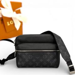 超極美品 LOUIS VUITTON ルイヴィトン タイガ リポーター ショルダー