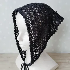 バブーシュカ　クロシェ　ヘッドドレス　手編み 編み物　スカーフ　三角巾　三角スカーフ　手編み　大人　黒 　レース編み