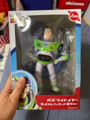 トイストーリー バズ・ライトイヤー フィギュア (未開封)
