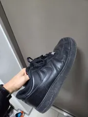 ナイキ エアフォース1 オールブラック