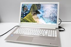 中古ノートPC】東芝〈dynabook T65/EG〉Intel Core i7/SSD512GB/メモリ
