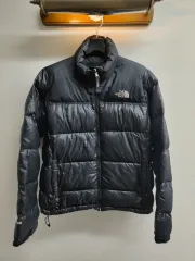 ウィメンズ M) THE NORTH FACE ザノースフェイス ヌプシ 700 ダウン 出品