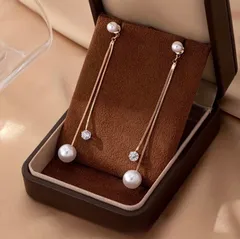 t113 揺れるロングパールピアス｜ゴールドチェーン×ジルコニア 上品 大人可愛いアクセサリー