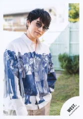 【中古】生写真(STARTO) WEST./神山智洋/上半身/アルバム「A.H.O. -Audio Hang Out-」MV＆ジャケ写オフショット/公式生写真