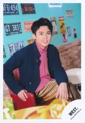 【中古】生写真(STARTO) WEST./小瀧望/膝上/「WEST. LIVE TOUR 2025 A.H.O. -Audio Hang Out-」グッズオフショット/公式生写真