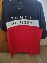 トミーヒルフィガー Tシャツ L/XL (新品級)