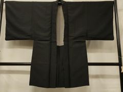 着物 単衣 濃紺系 大島紬 証紙あり 身丈161cm しつけ付き - メルカリ