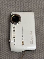 CASIO EXILIM EX-FS10S レッド - メルカリ